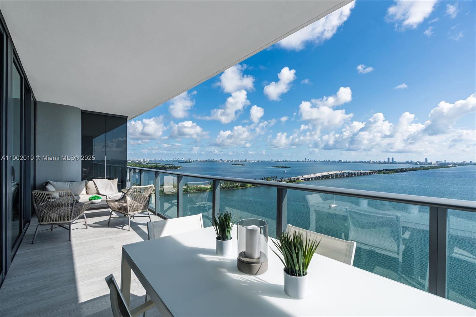 3131 NE 7th Ave #2202 Miami, FL 33137 3131 NE 7th Ave #2202 Miami, FL 33137