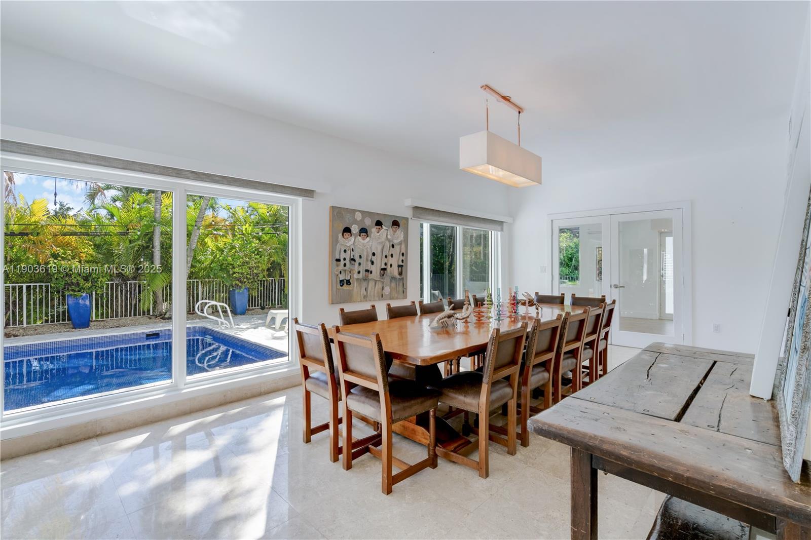 525 Ridgewood Rd Key Biscayne, FL 33149