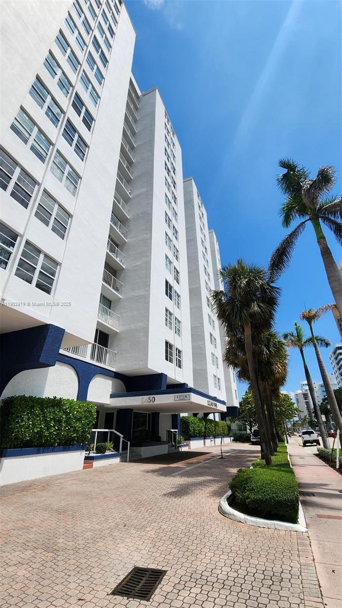 6450 Collins Ave #308