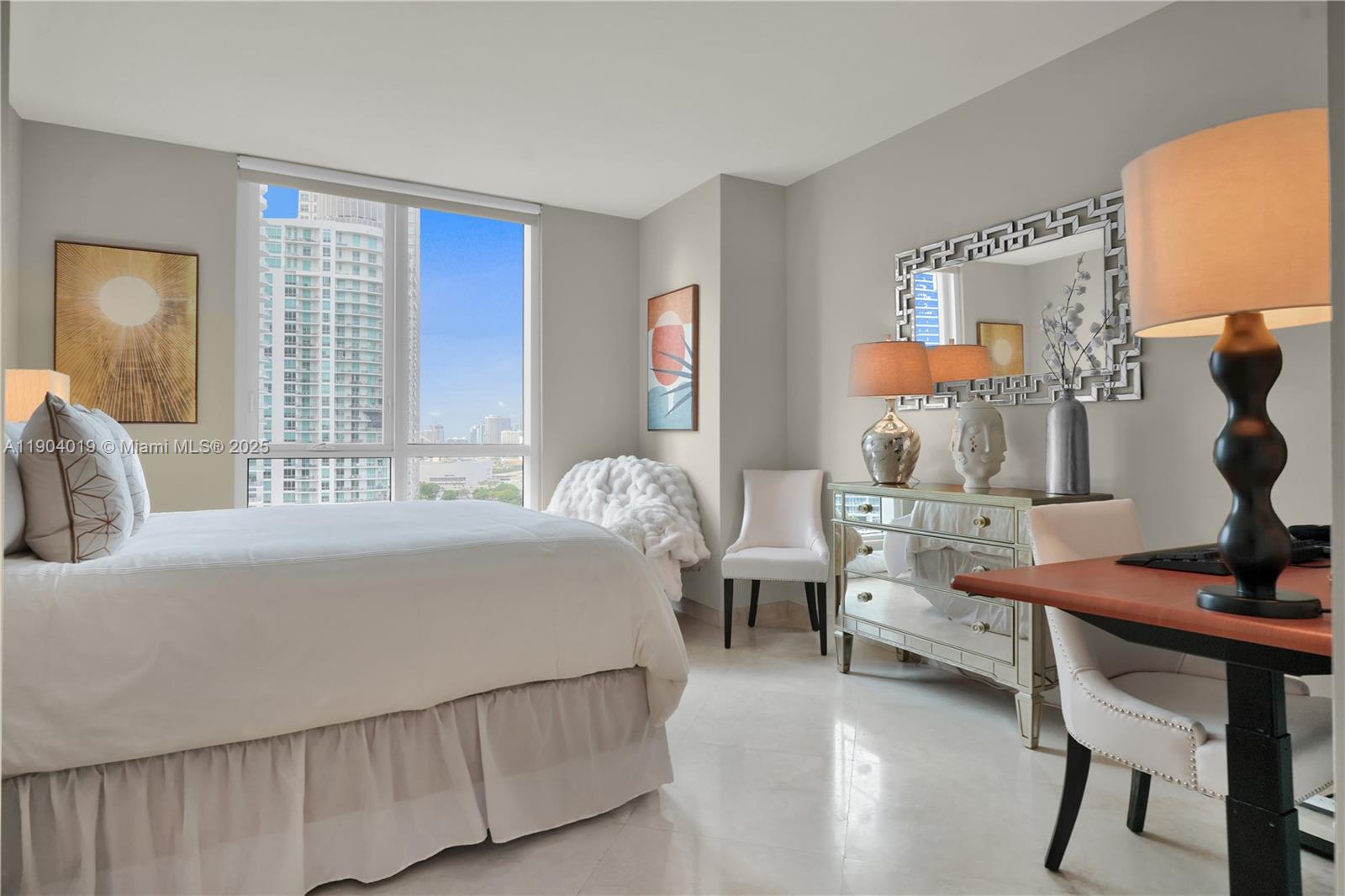901 Brickell Key Blvd #2804 Miami, FL 33131