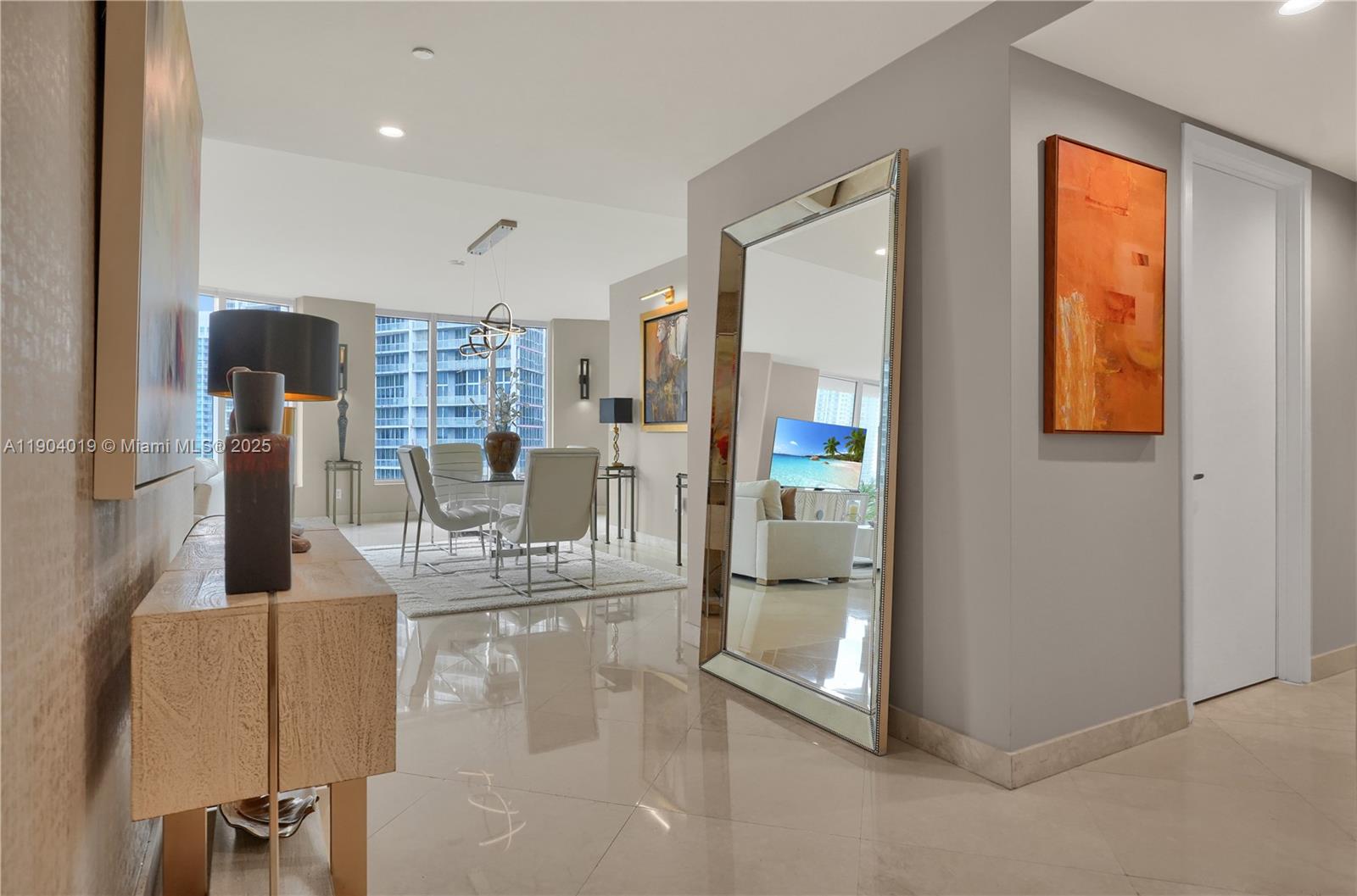 901 Brickell Key Blvd #2804 Miami, FL 33131