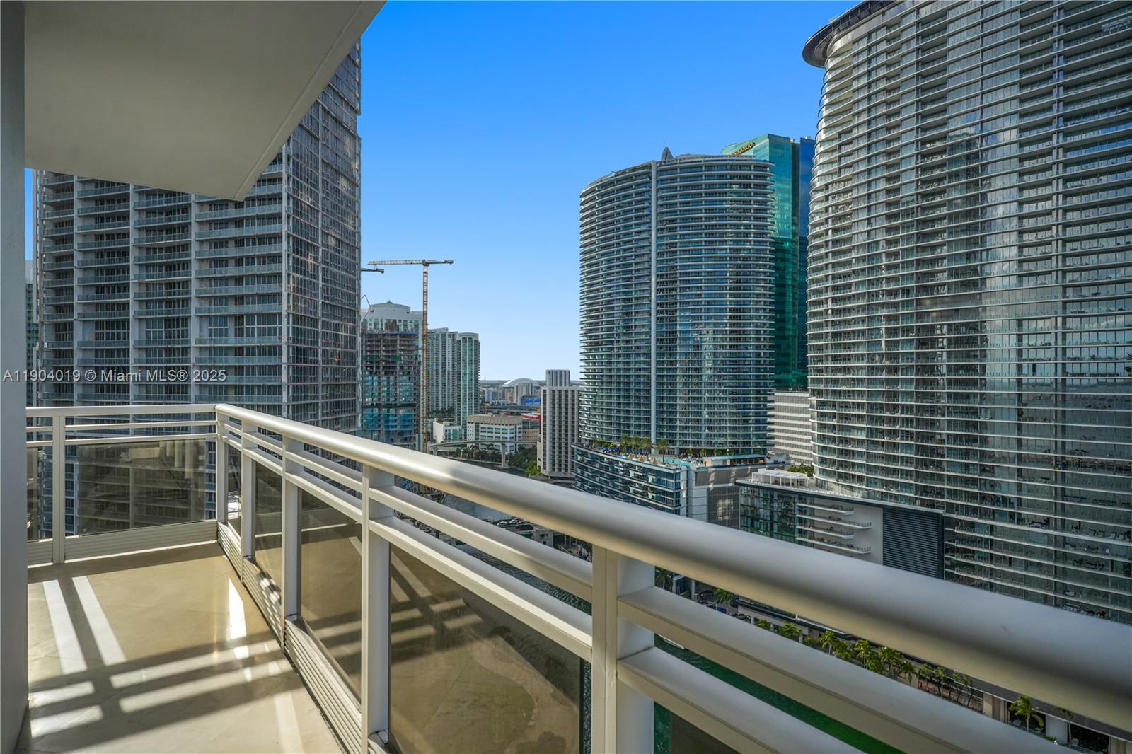 901 Brickell Key Blvd #2804 Miami, FL 33131