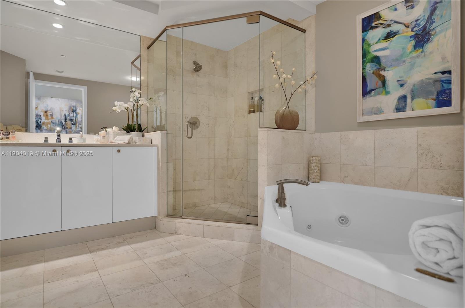 901 Brickell Key Blvd #2804 Miami, FL 33131