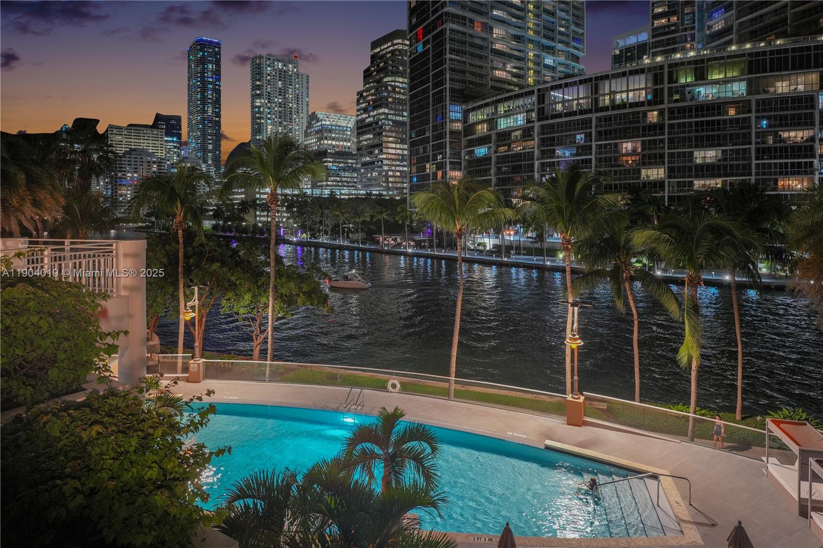 901 Brickell Key Blvd #2804 Miami, FL 33131