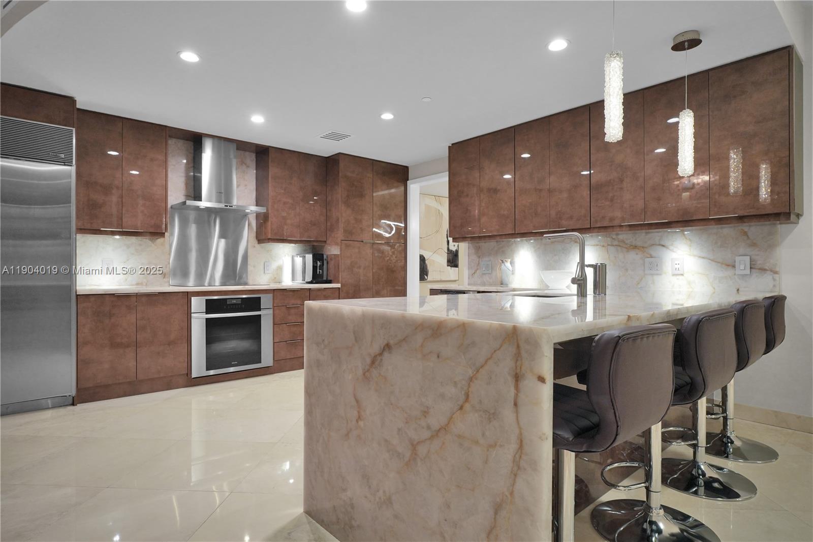 901 Brickell Key Blvd #2804 Miami, FL 33131