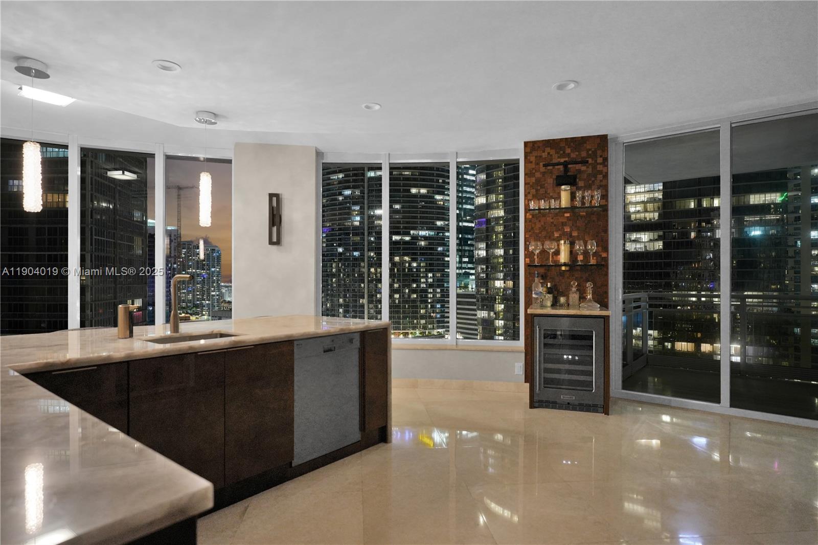 901 Brickell Key Blvd #2804 Miami, FL 33131