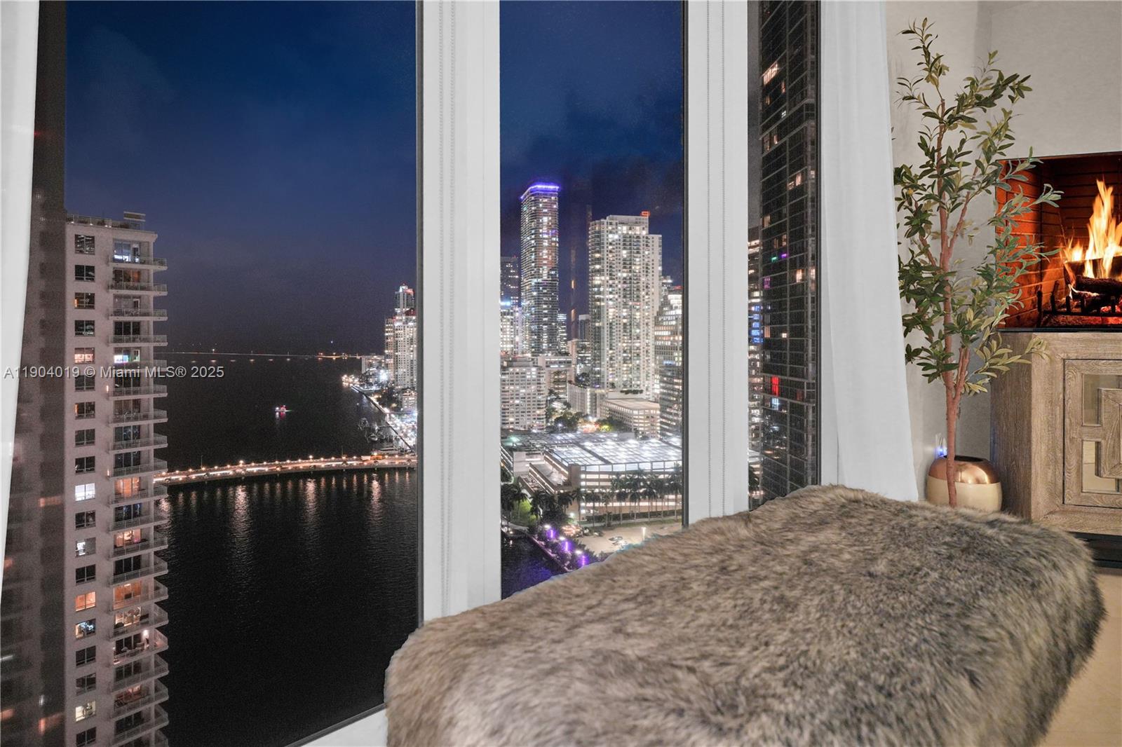 901 Brickell Key Blvd #2804 Miami, FL 33131