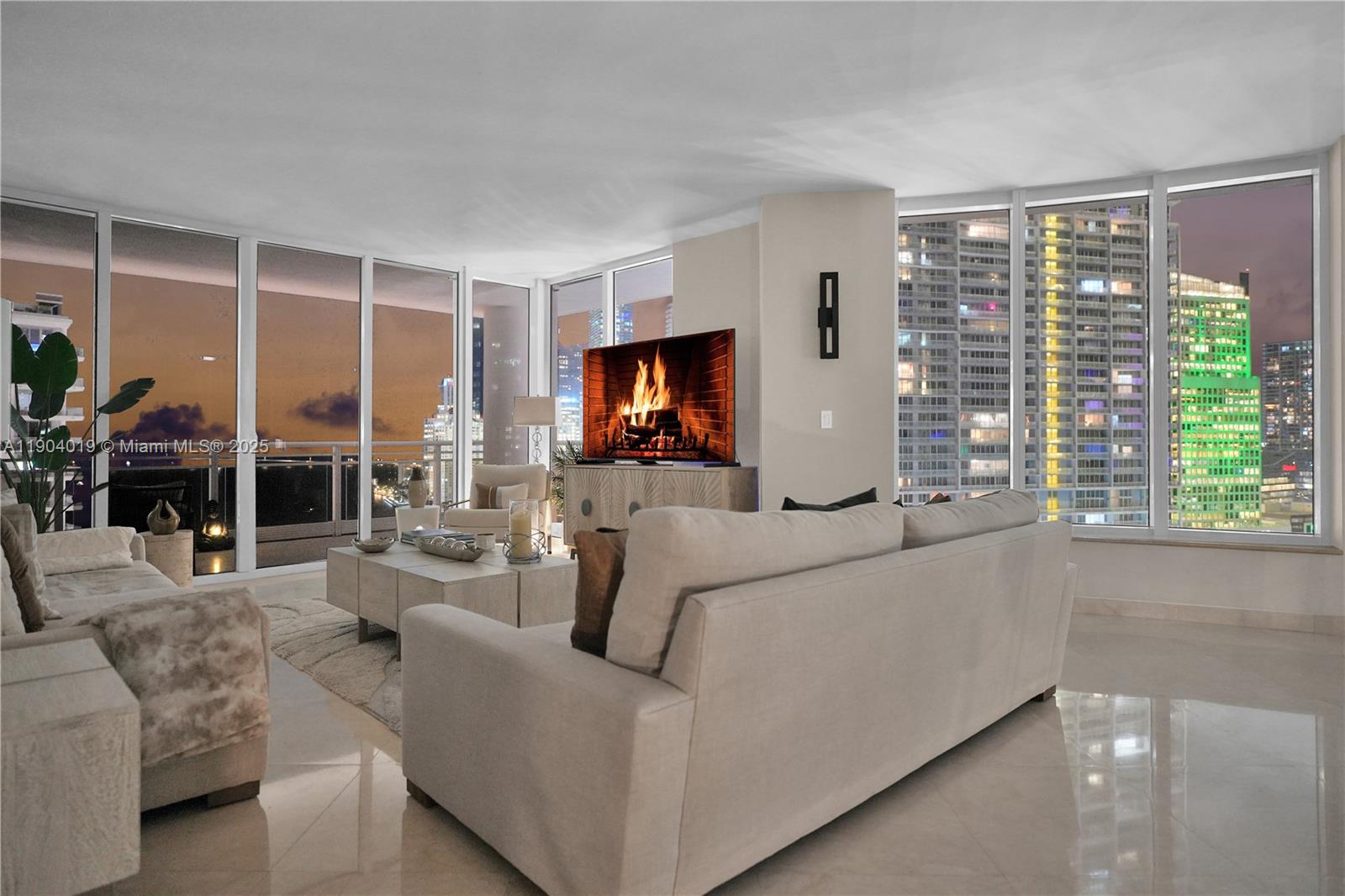 901 Brickell Key Blvd #2804 Miami, FL 33131