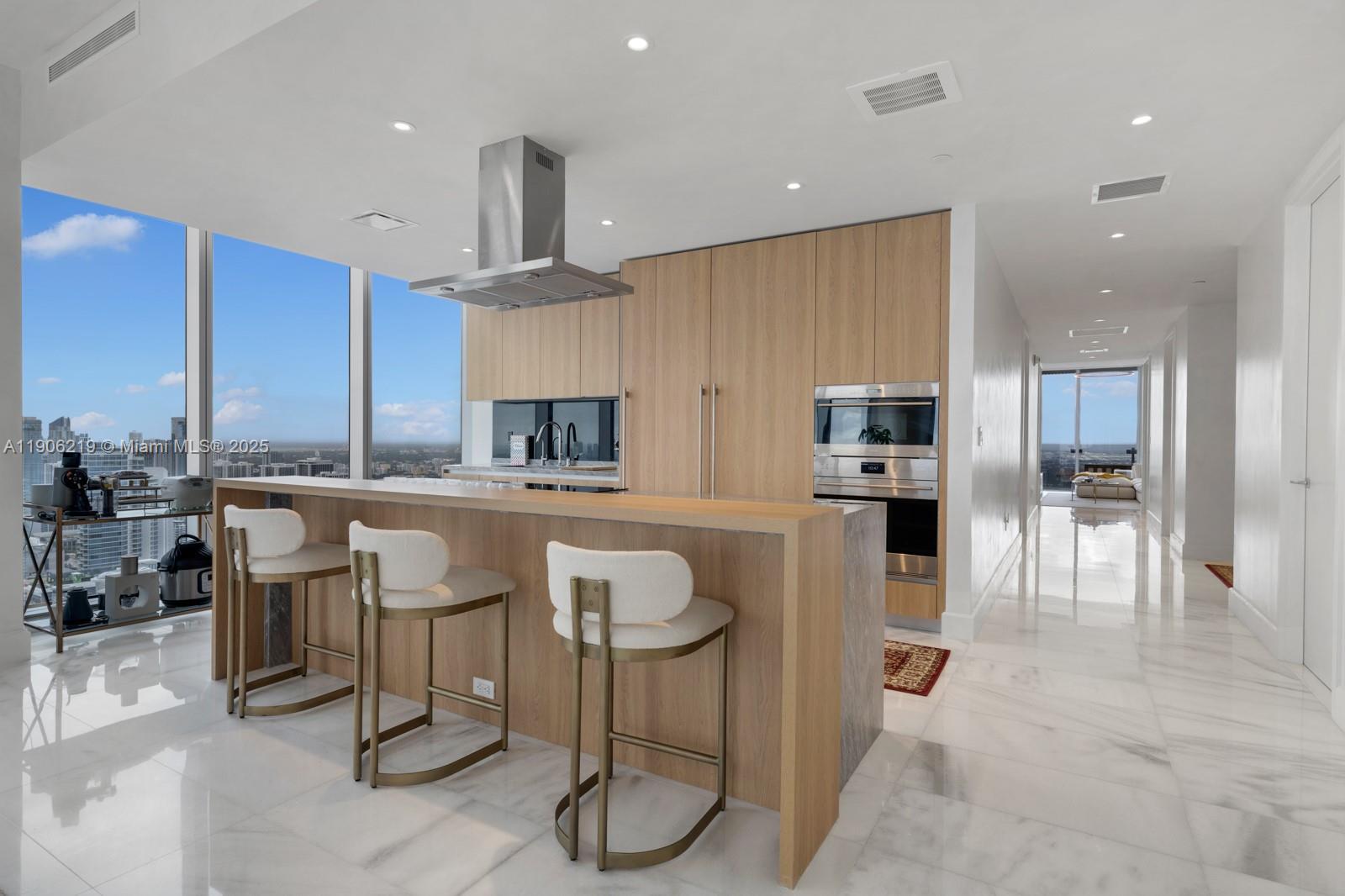 700 NE 26th Ter #5103 Miami, FL 33137