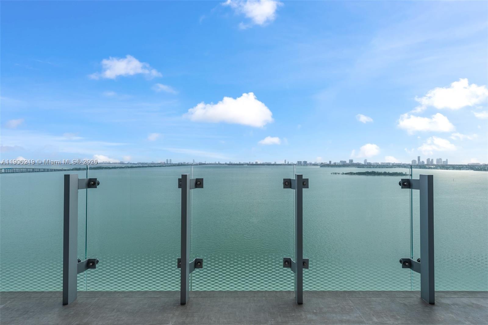 700 NE 26th Ter #5103 Miami, FL 33137