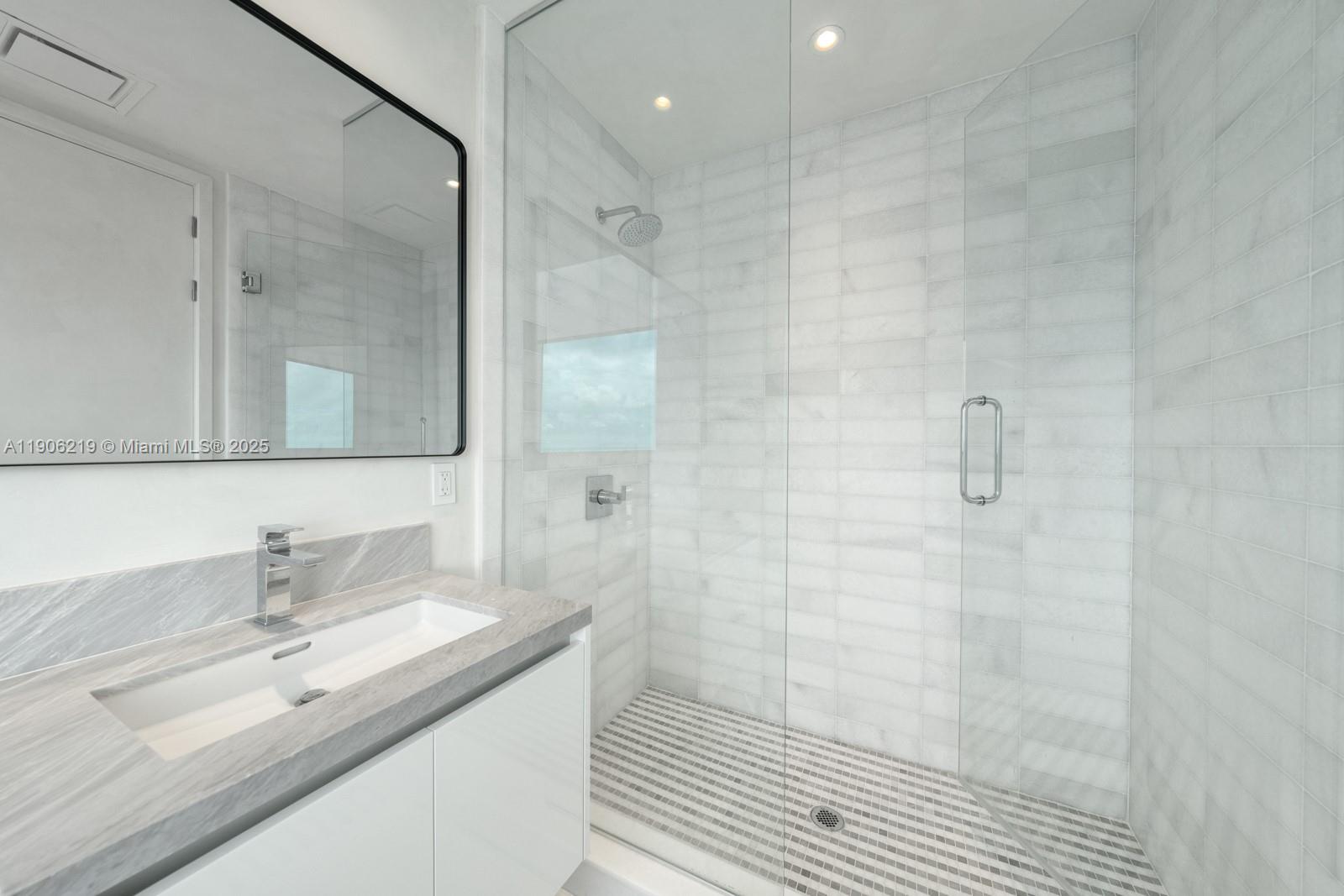 700 NE 26th Ter #5103 Miami, FL 33137