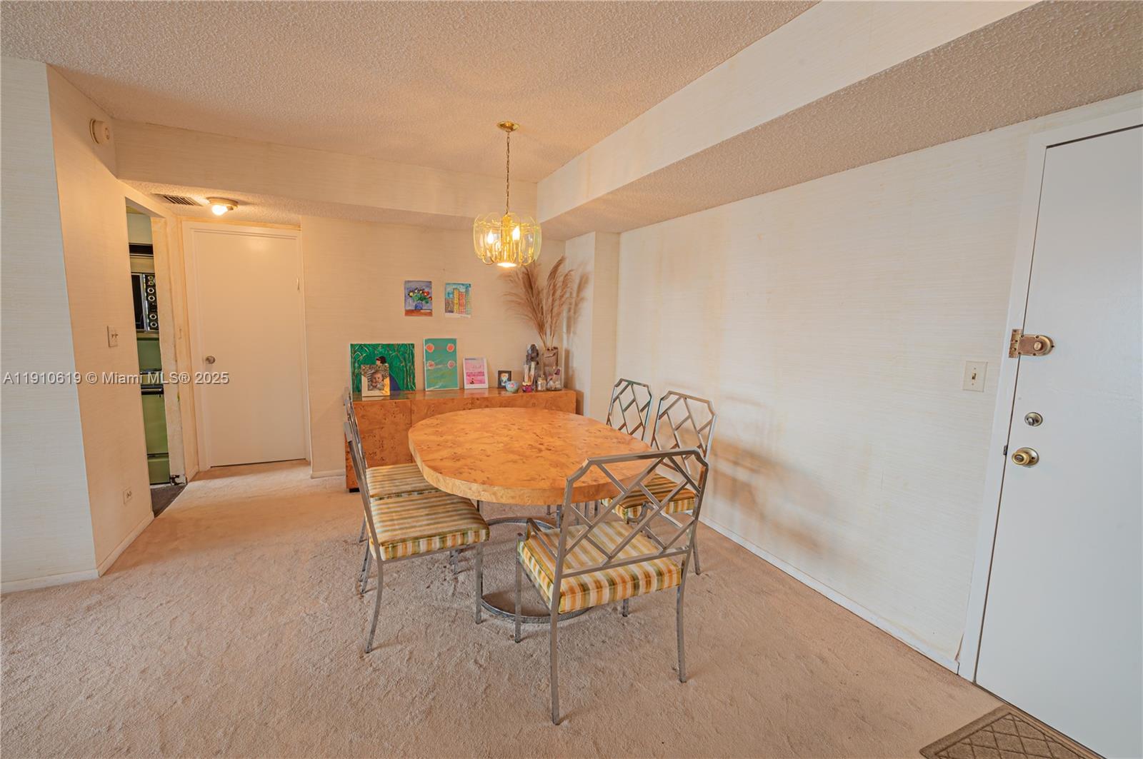 image Winston Towers 5004