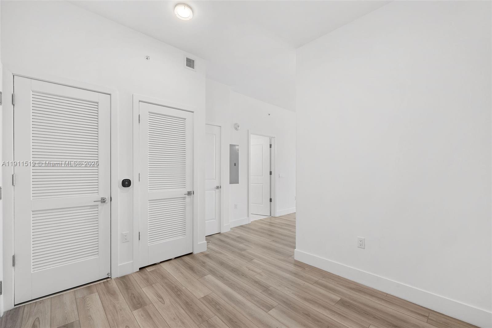 101 Diplomat Pkwy #605 Hallandale Beach, FL 33009