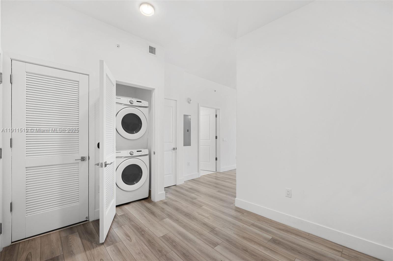 101 Diplomat Pkwy #605 Hallandale Beach, FL 33009