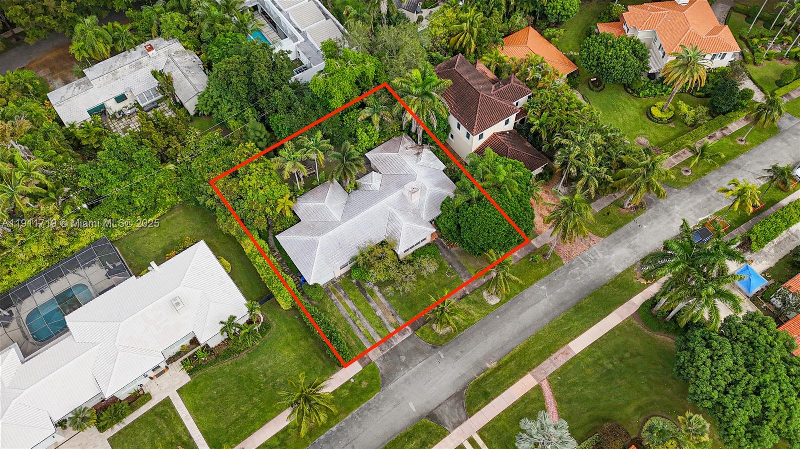 919 Tendilla Ave Coral Gables, FL 33134