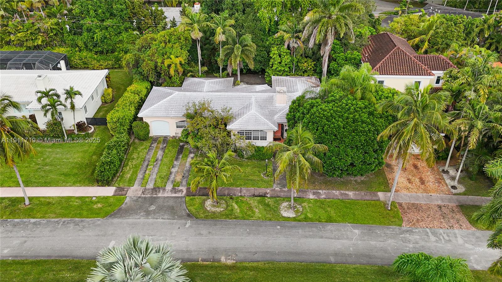 919 Tendilla Ave Coral Gables, FL 33134