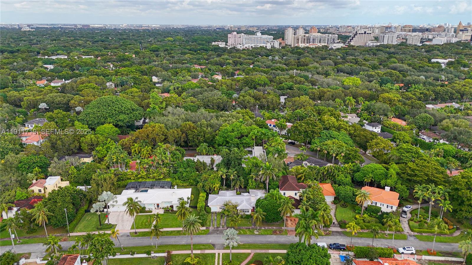 919 Tendilla Ave Coral Gables, FL 33134
