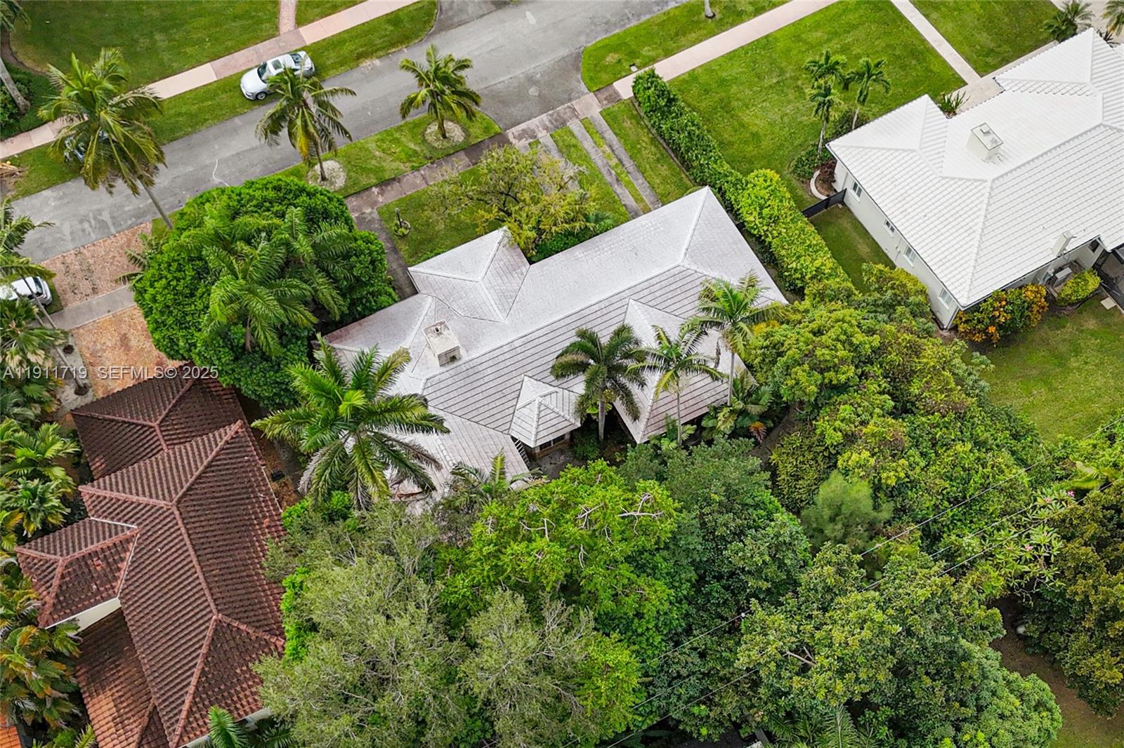 919 Tendilla Ave Coral Gables, FL 33134