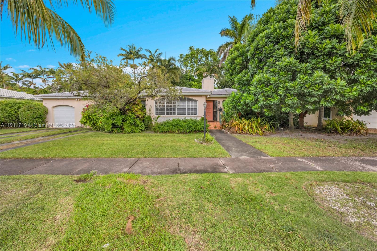 919 Tendilla Ave Coral Gables, FL 33134