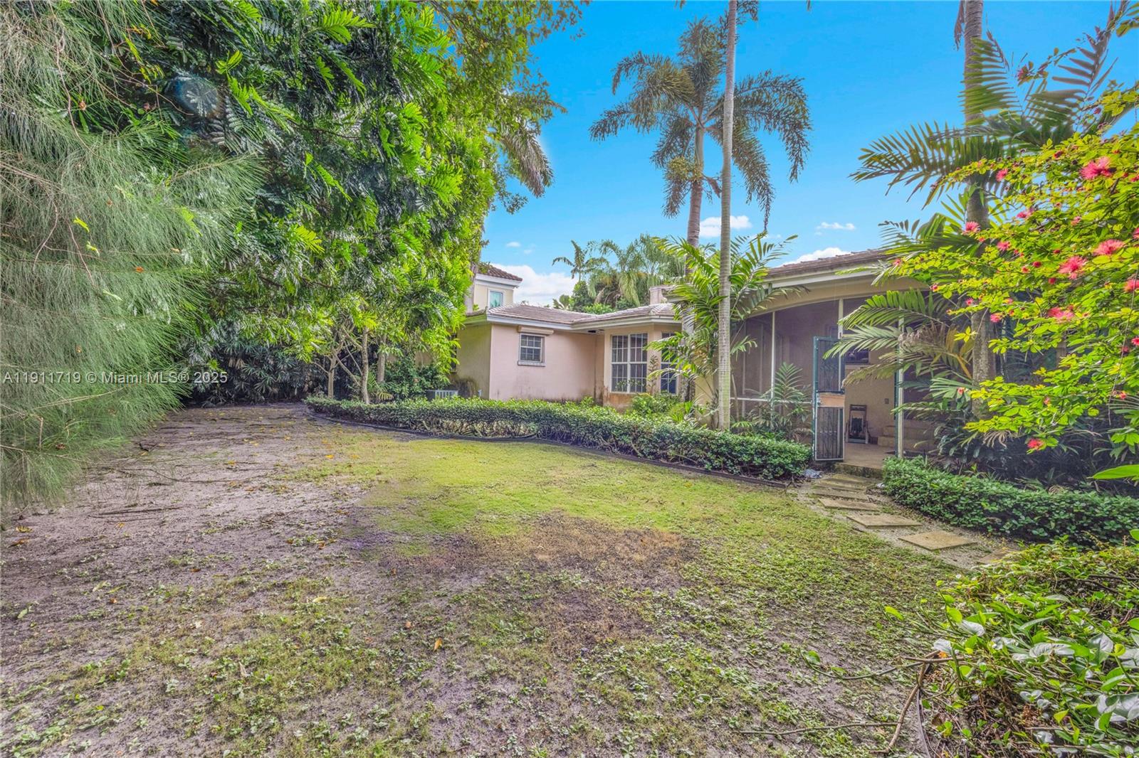 919 Tendilla Ave Coral Gables, FL 33134