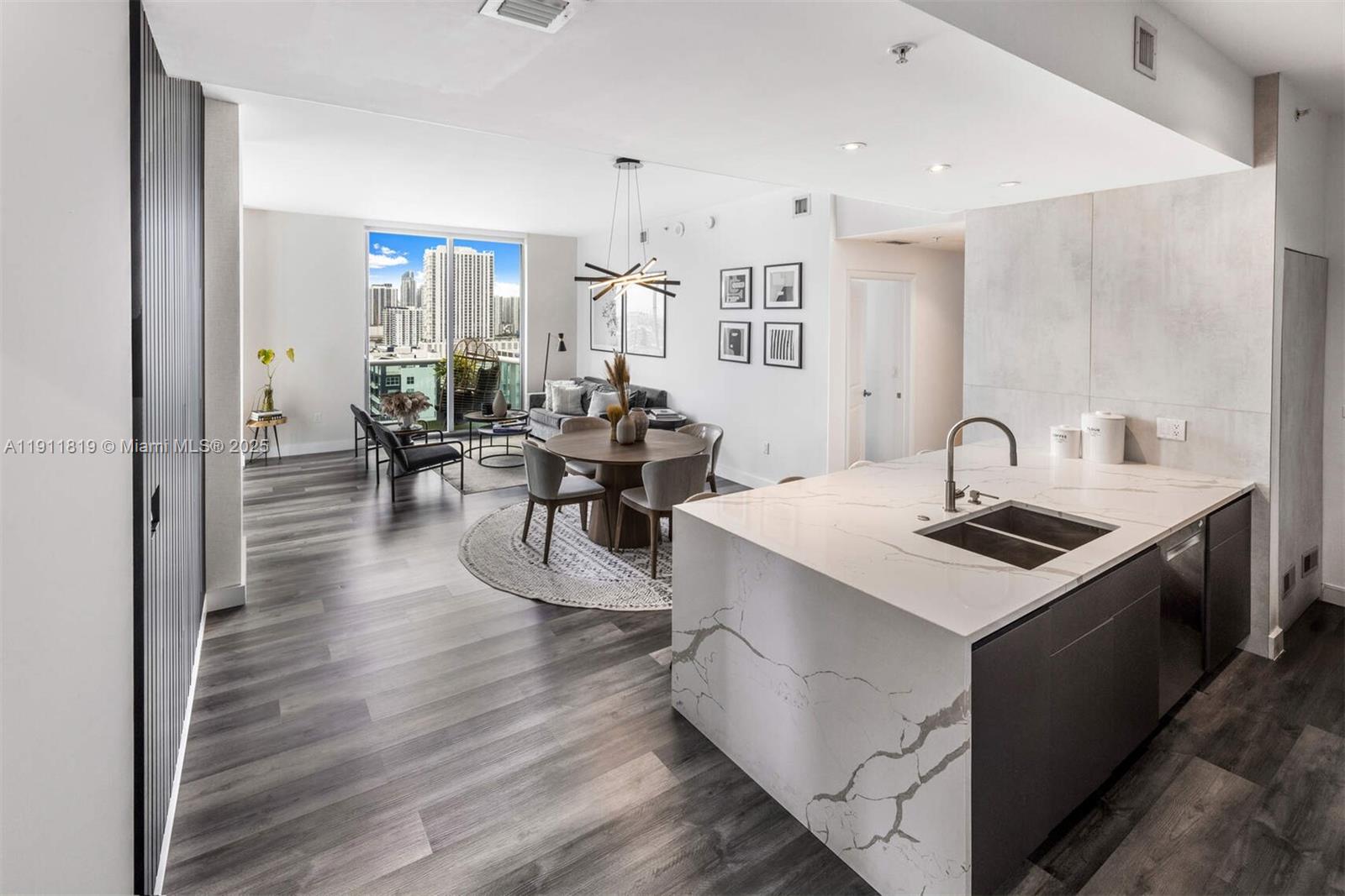 333 NE 24th St #PH1910