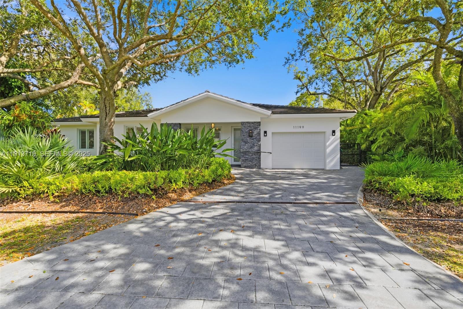 11199 SW 78th Ct Pinecrest, FL 33156