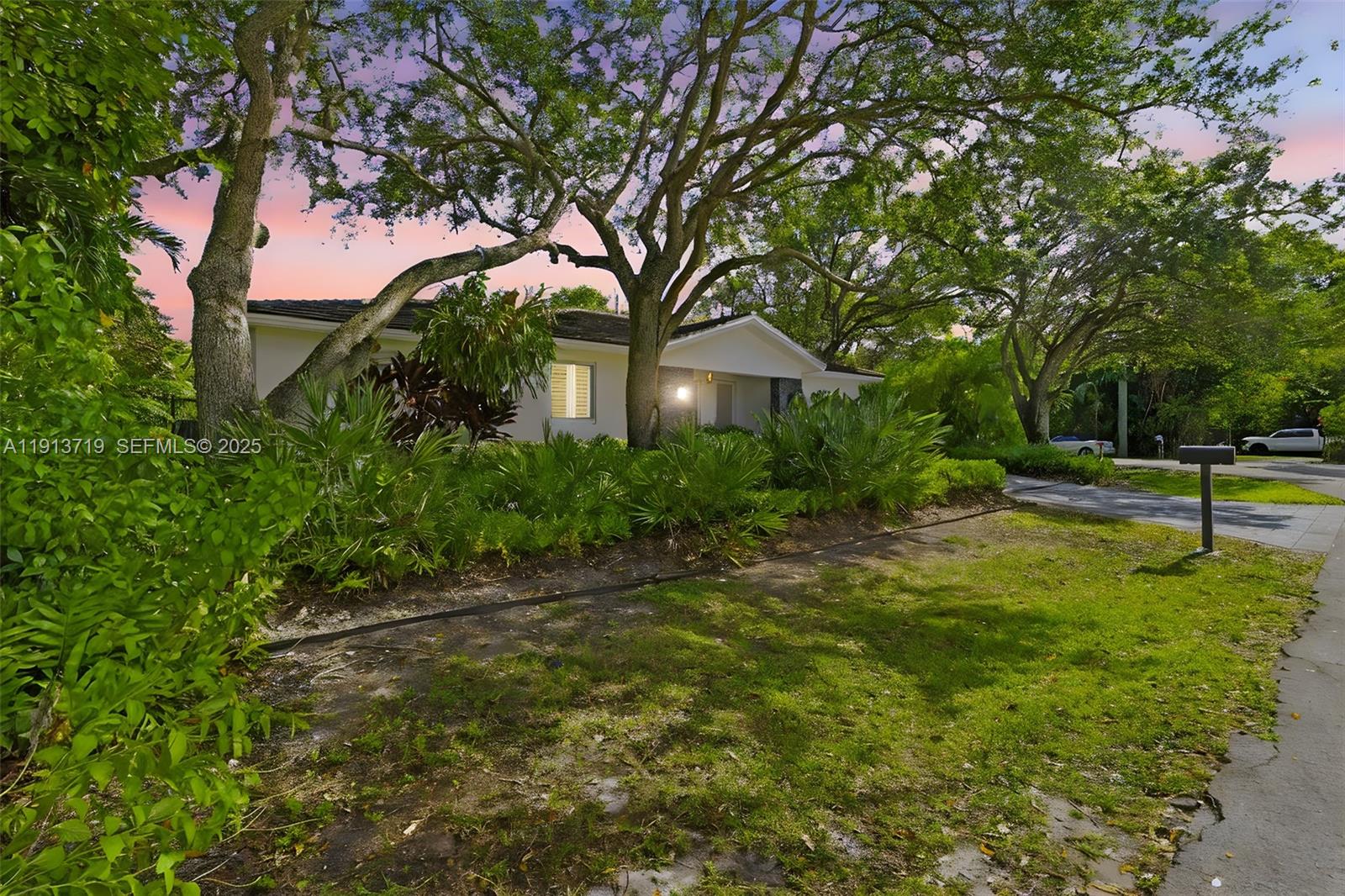 11199 SW 78th Ct Pinecrest, FL 33156