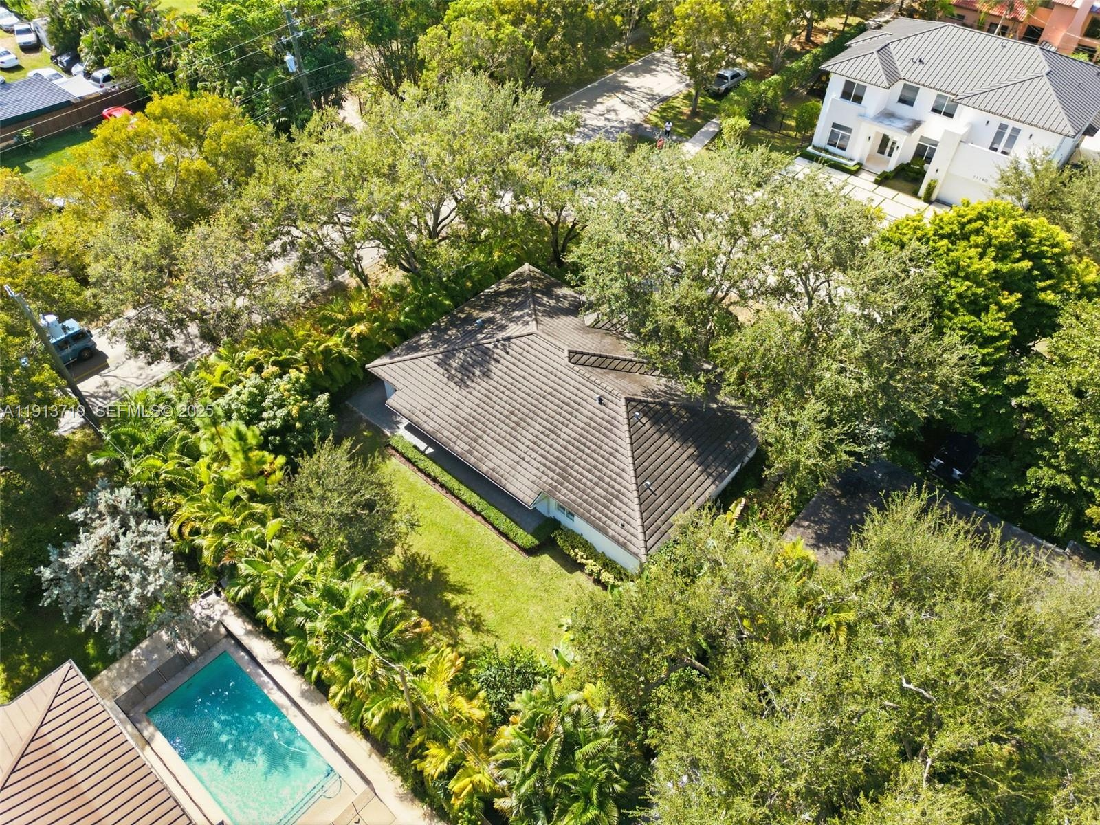 11199 SW 78th Ct Pinecrest, FL 33156