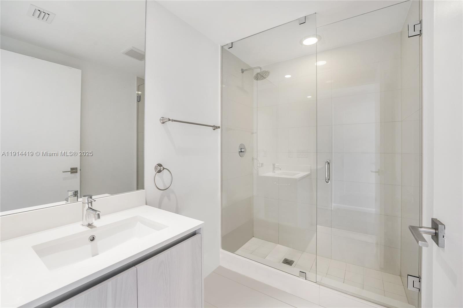 3131 NE 7th Ave #4404 Miami, FL 33137