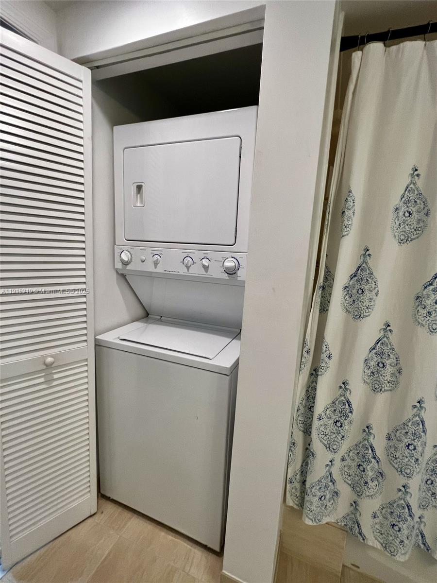 1750 N Bayshore Dr #3505 Miami, FL 33132