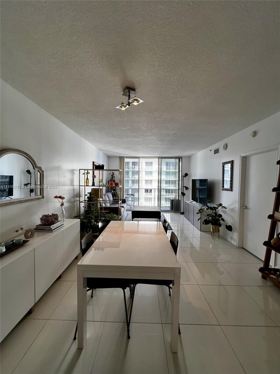 1750 N Bayshore Dr #3505 Miami, FL 33132
