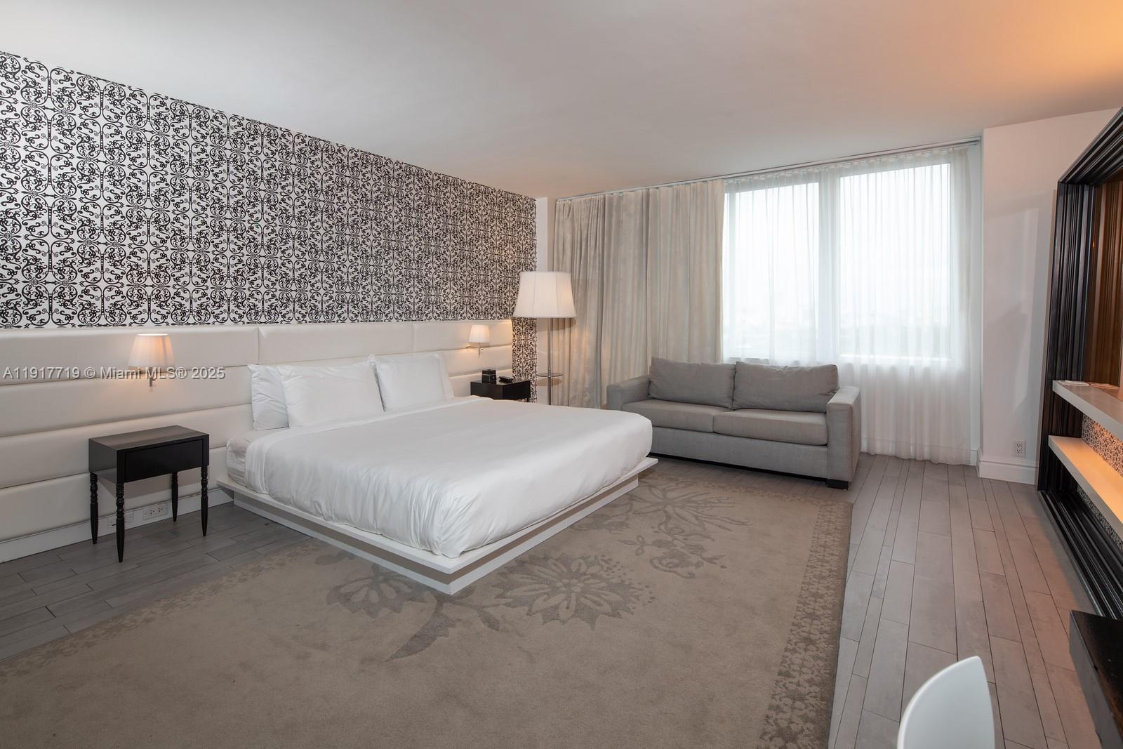 image 1100 West Condo0