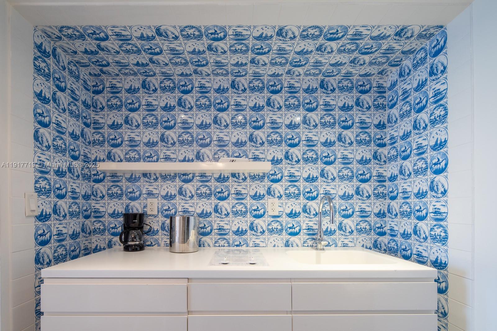 image 1100 West Condo19