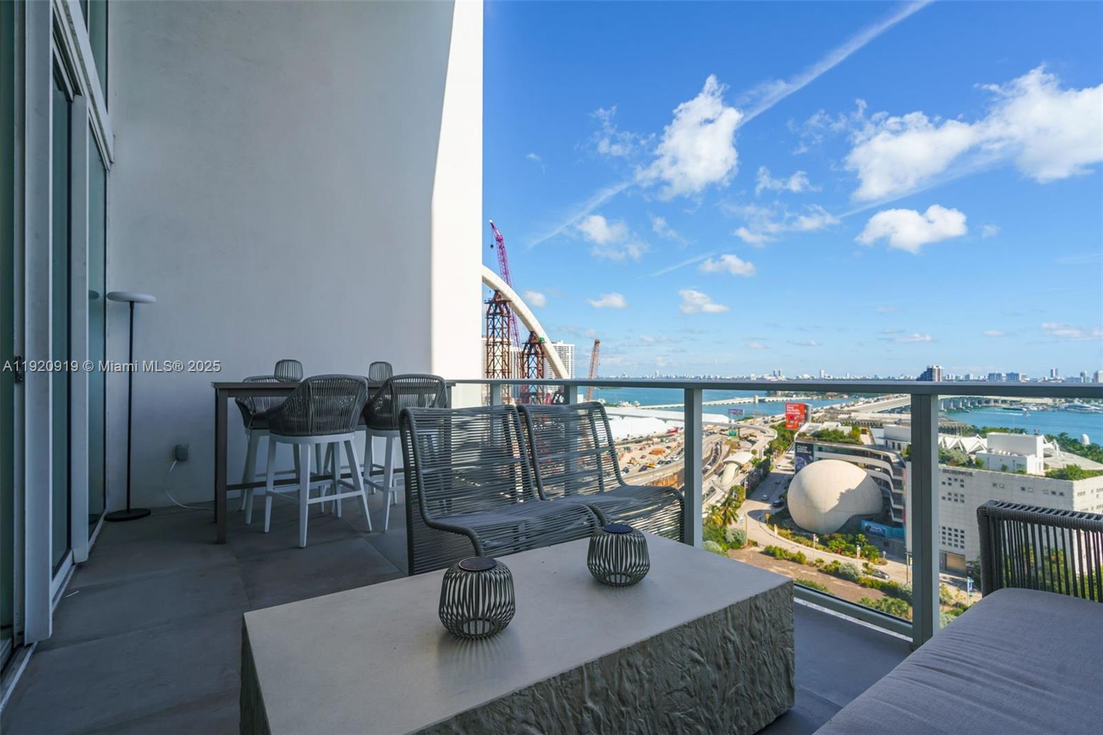 image Ten Museum Park31