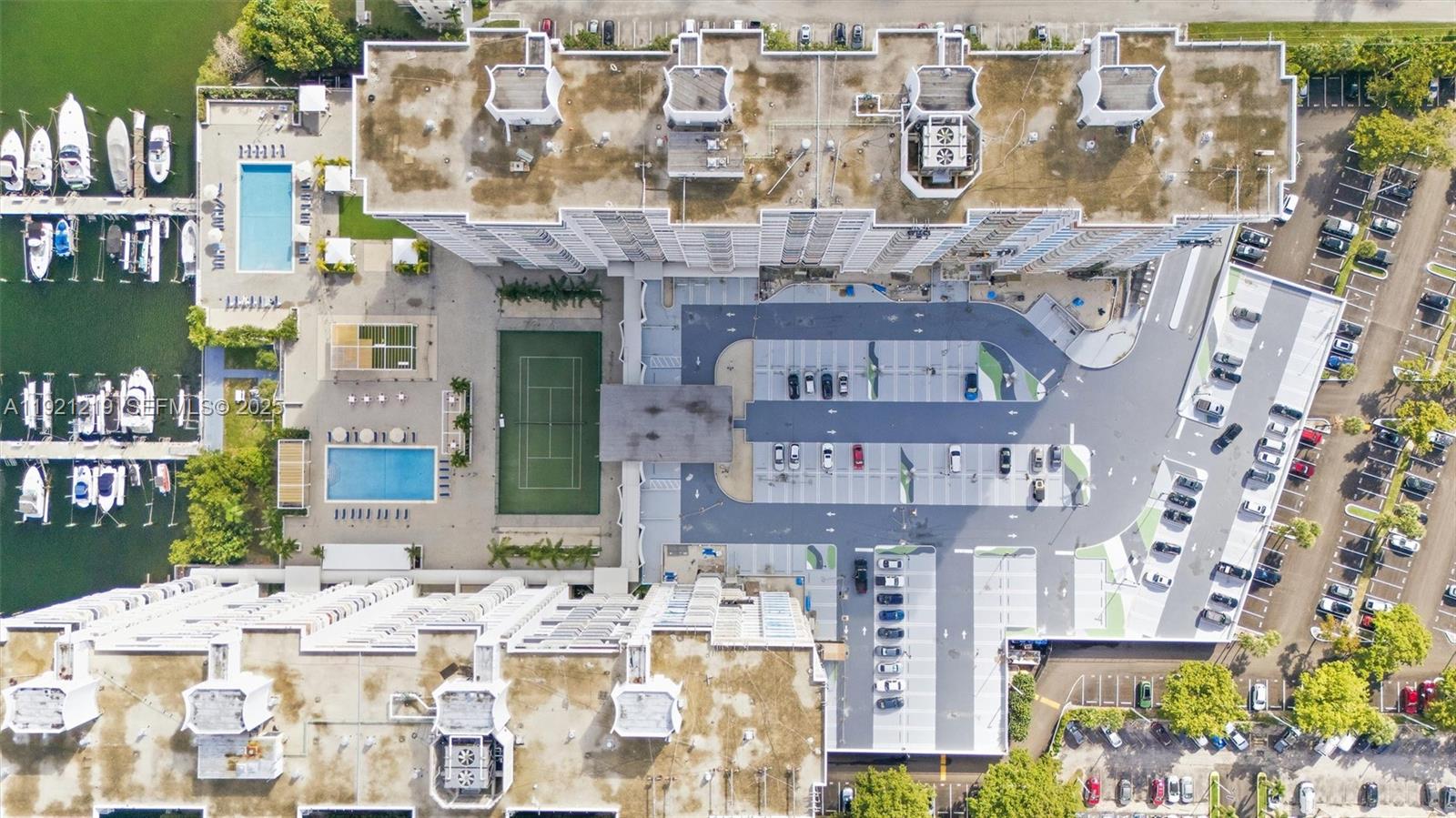 18071 Biscayne Blvd #802 Aventura, FL 33160