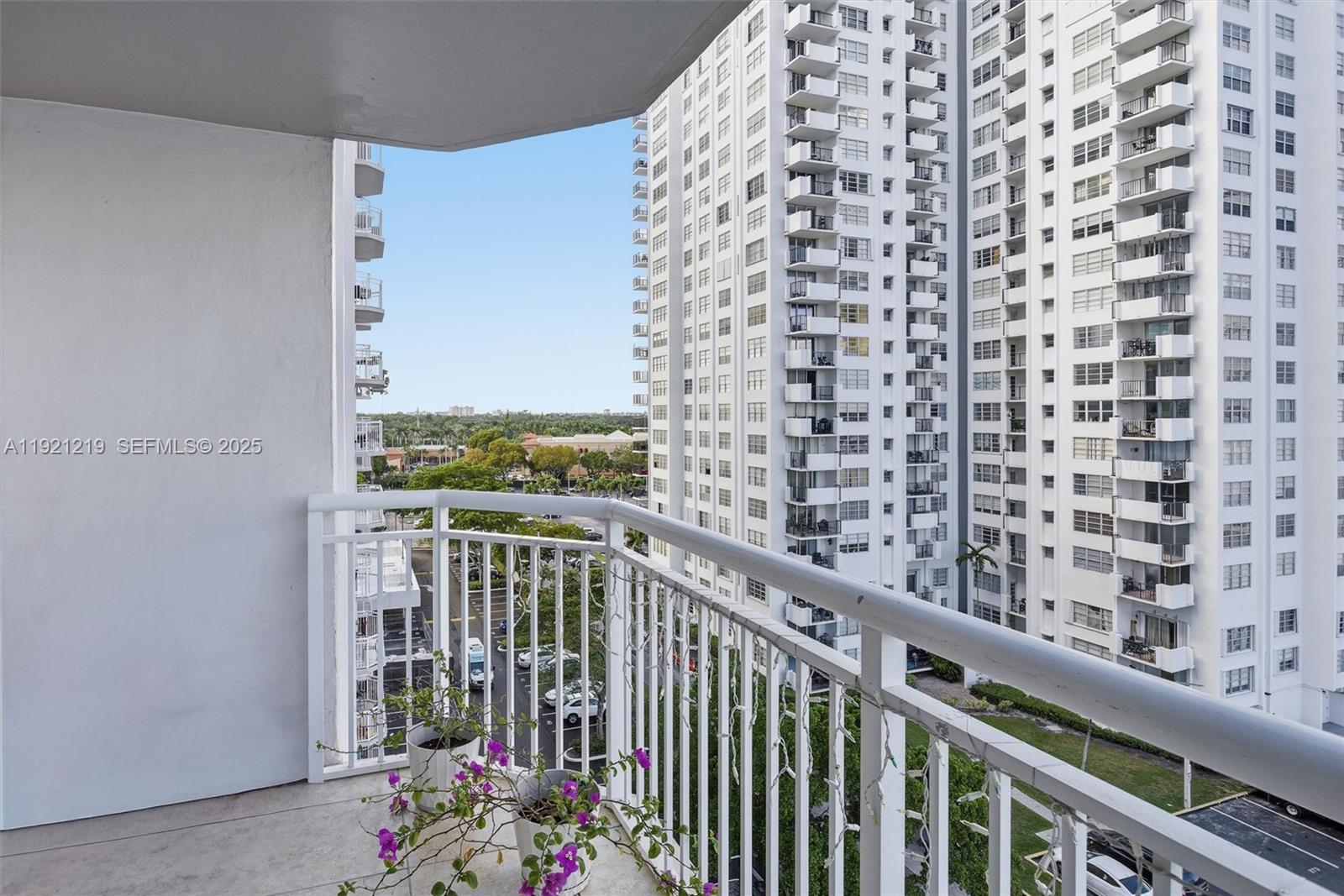 18071 Biscayne Blvd #802 Aventura, FL 33160