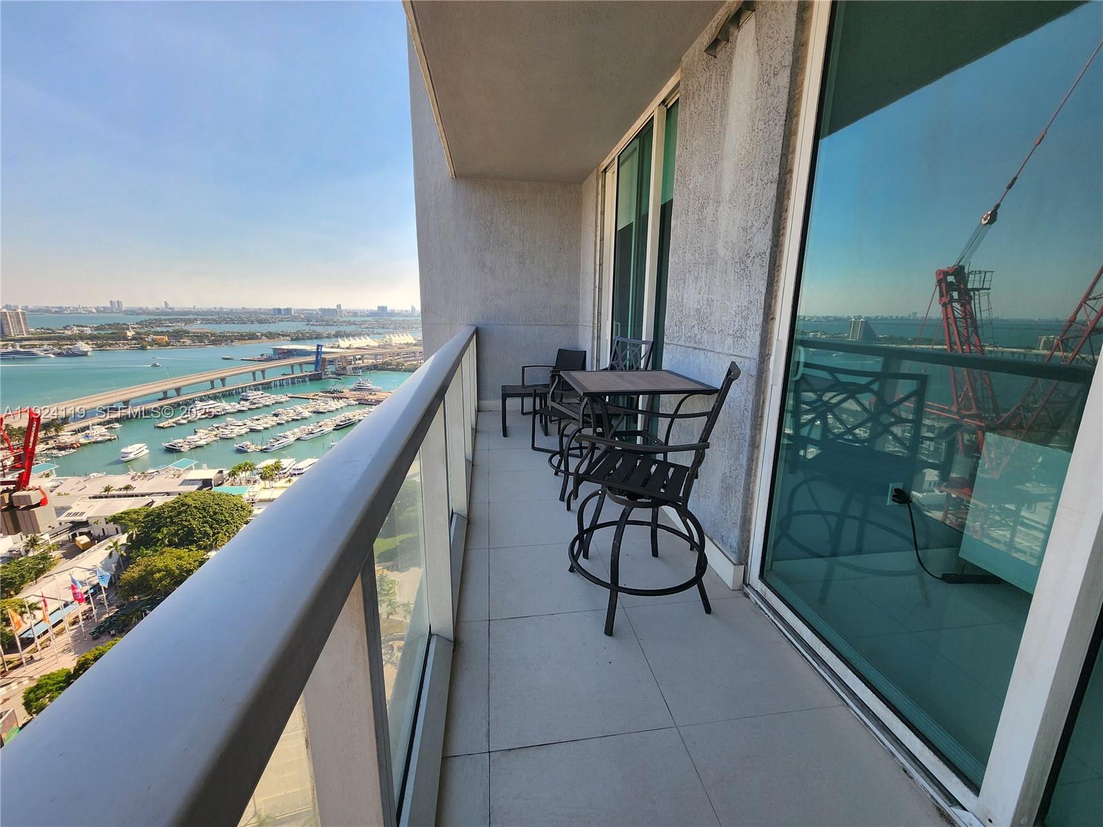 244 Biscayne Blvd #3006