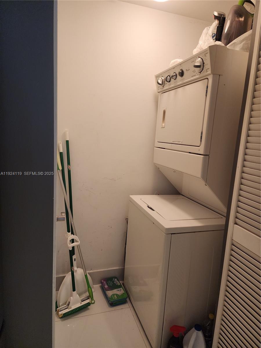 image Vizcayne North2