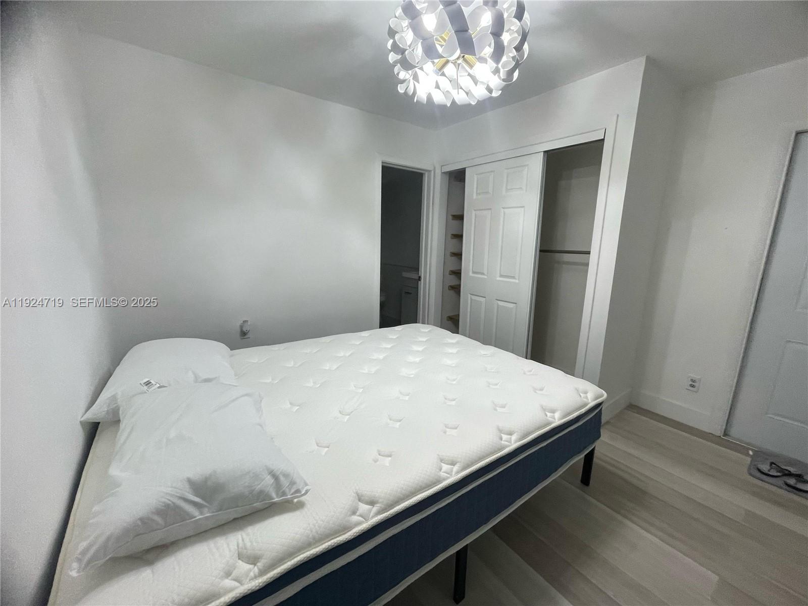 3718 NW 12th St Miami, FL 33126