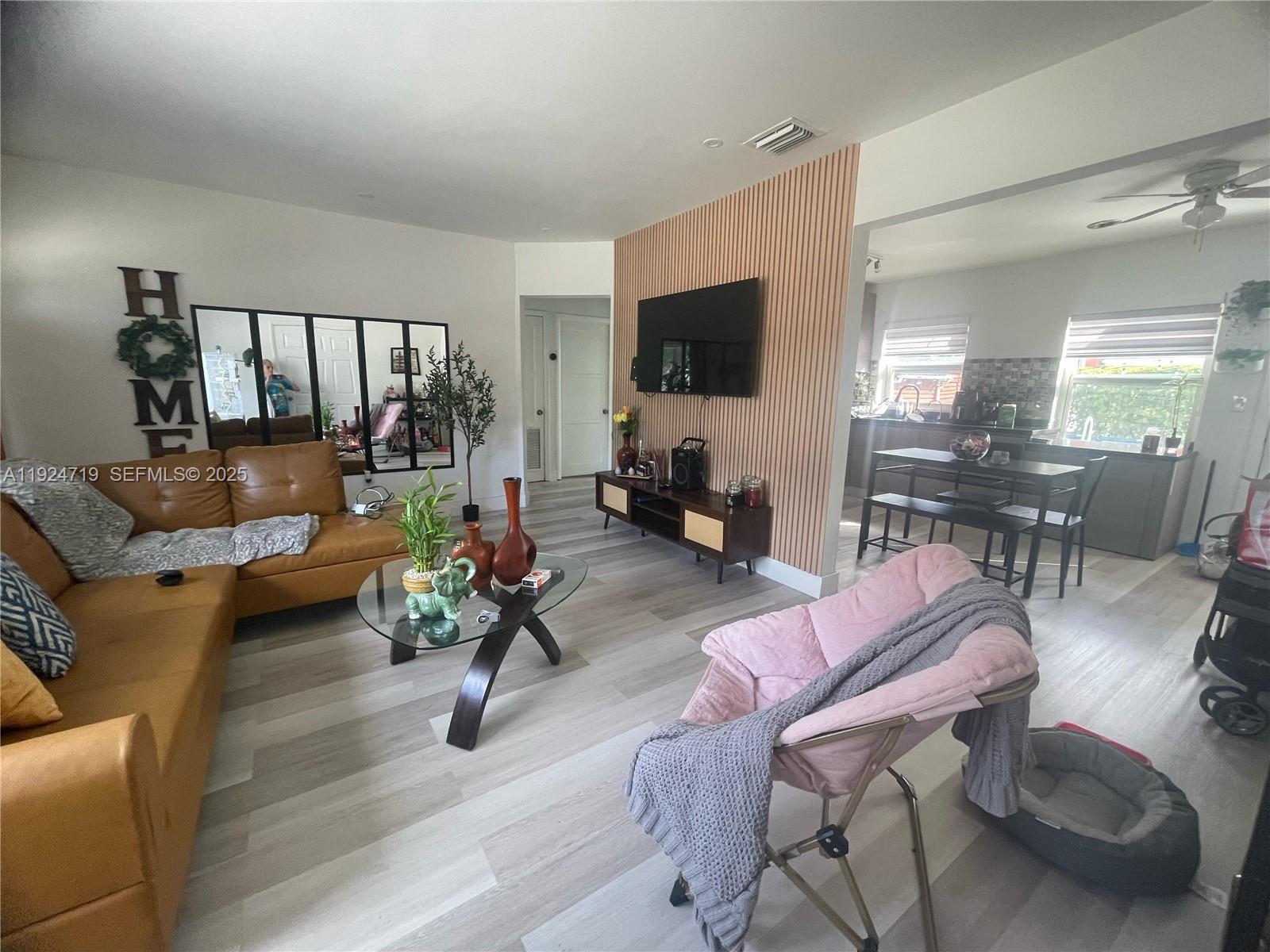 3718 NW 12th St Miami, FL 33126