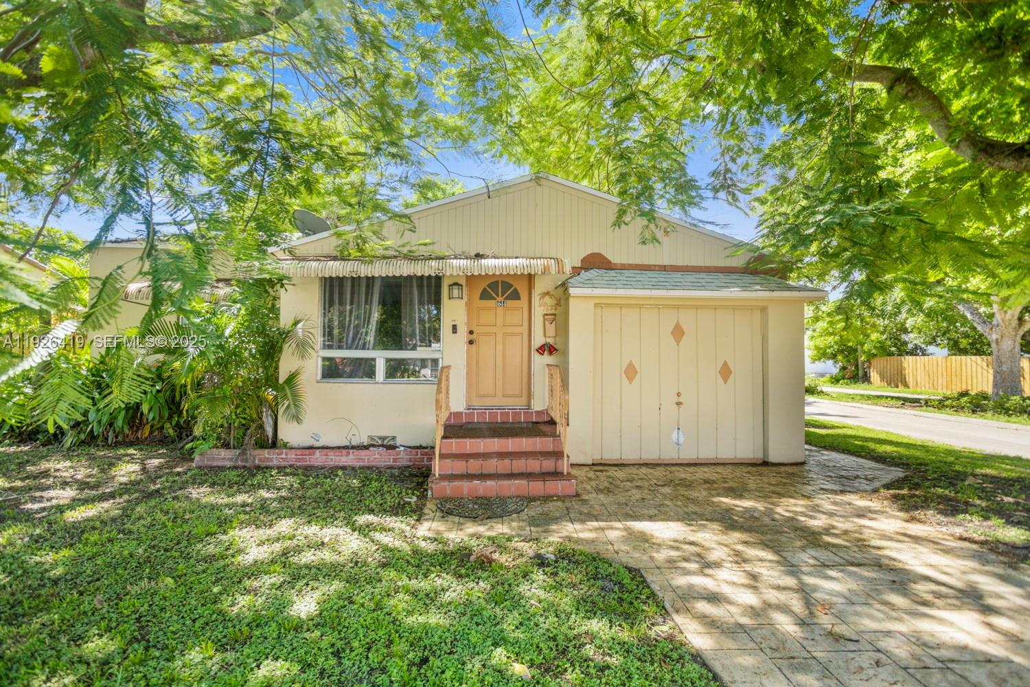 1644 Arthur St #1644