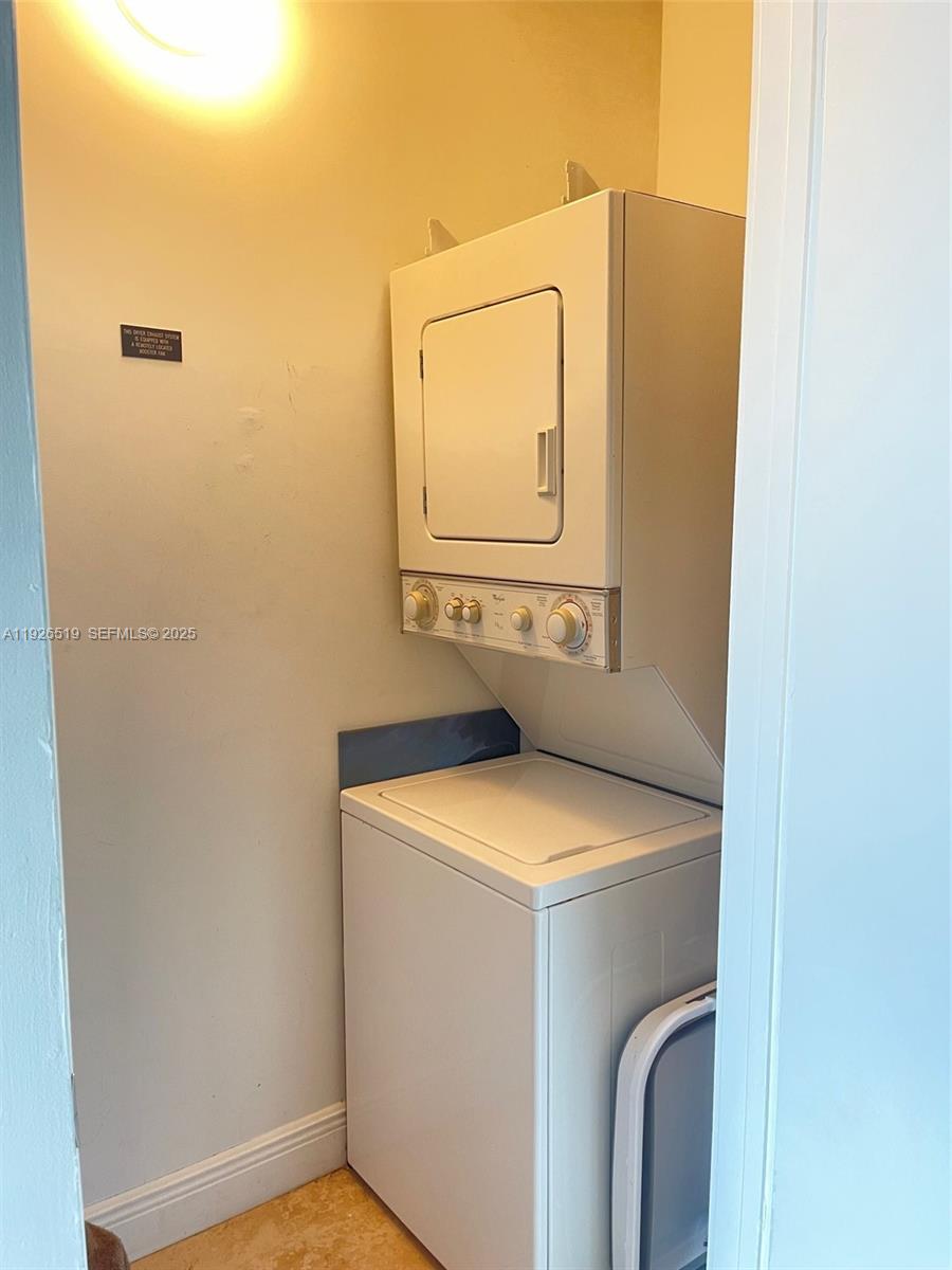 1050 Brickell Ave #410 Miami, FL 33131