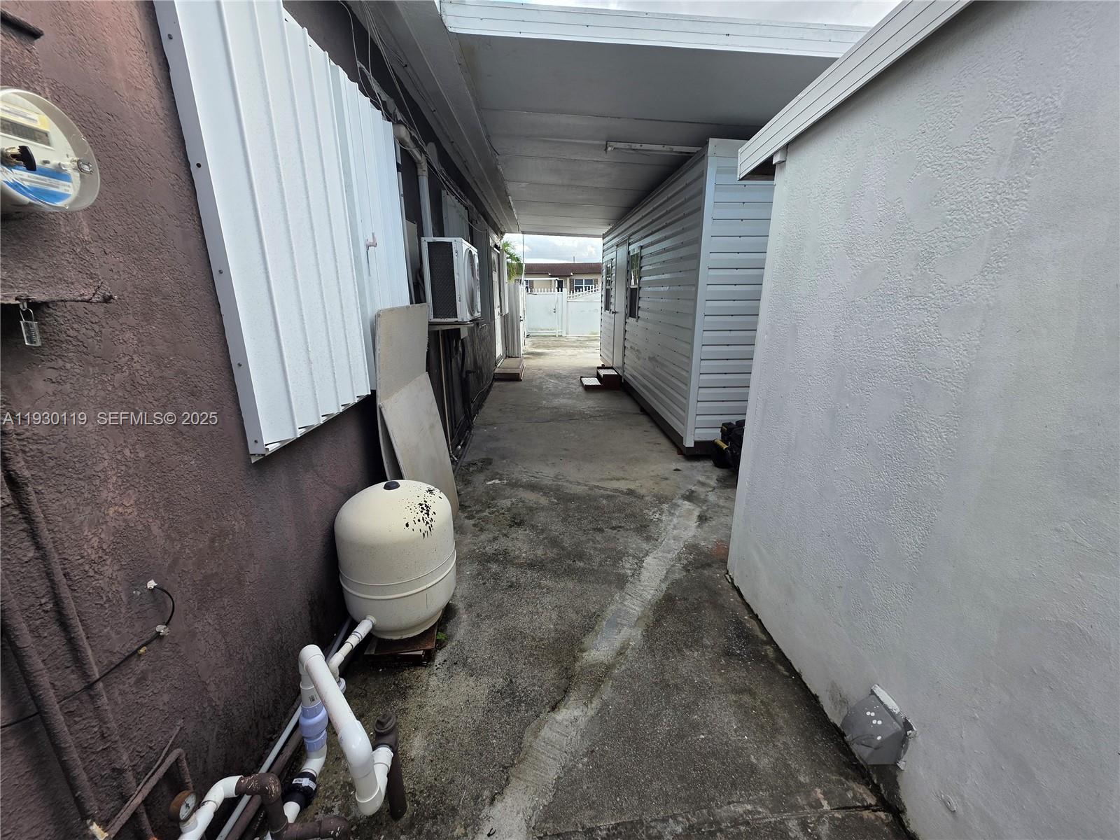 3600 E 5th Ave Hialeah, FL 33013