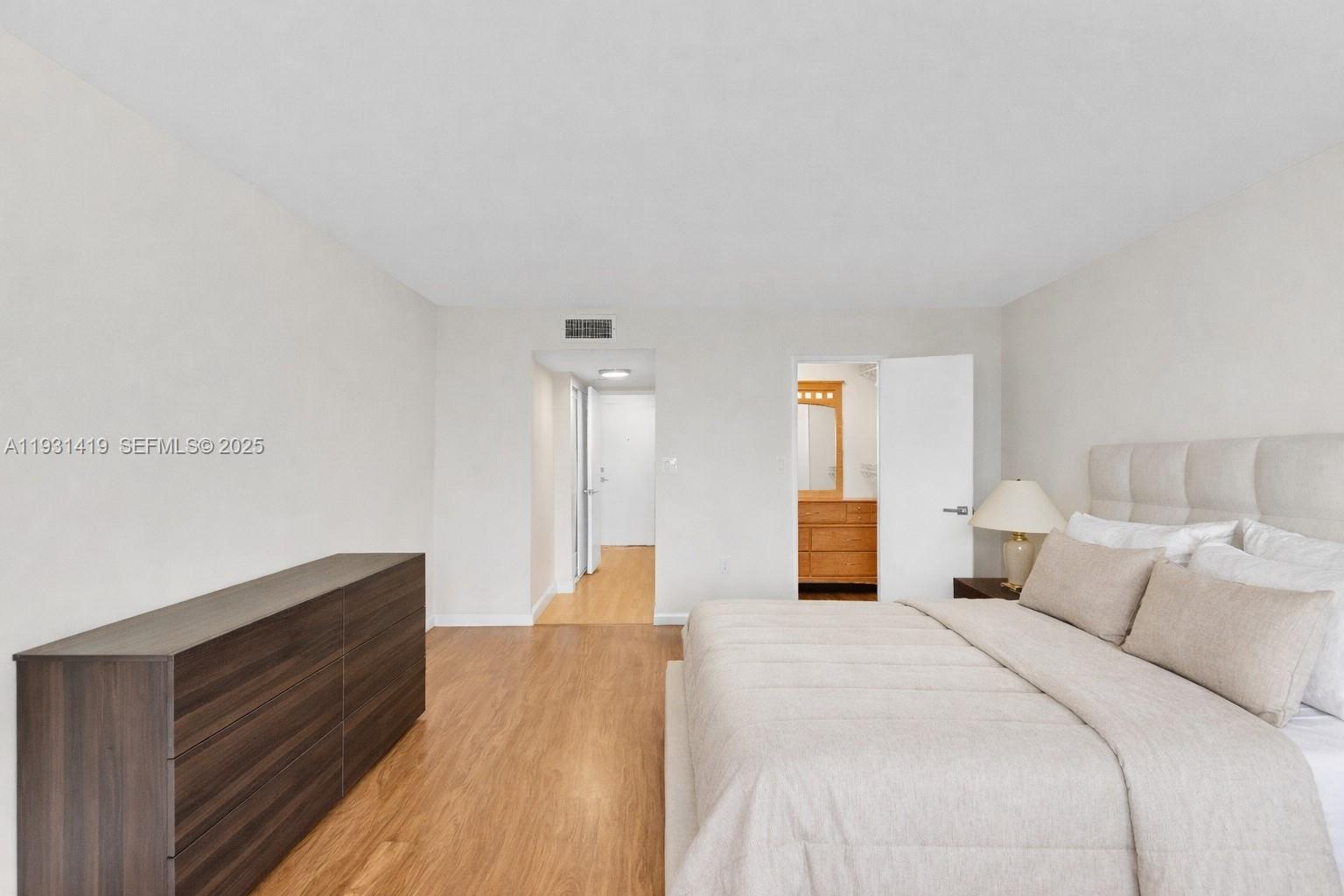 Undisclosed Address Aventura, FL 33160