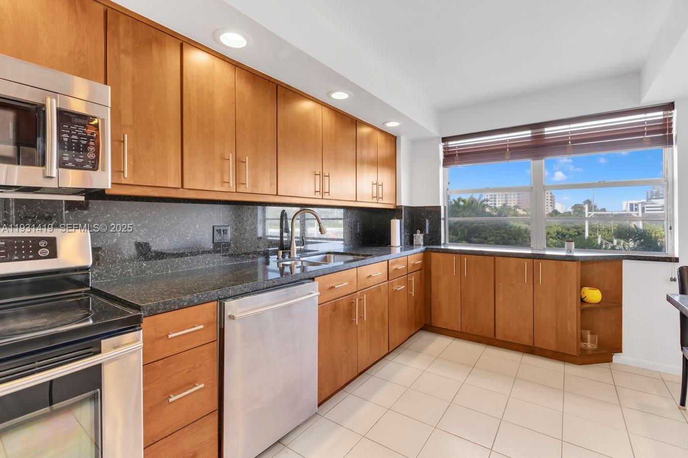 Undisclosed Address Aventura, FL 33160