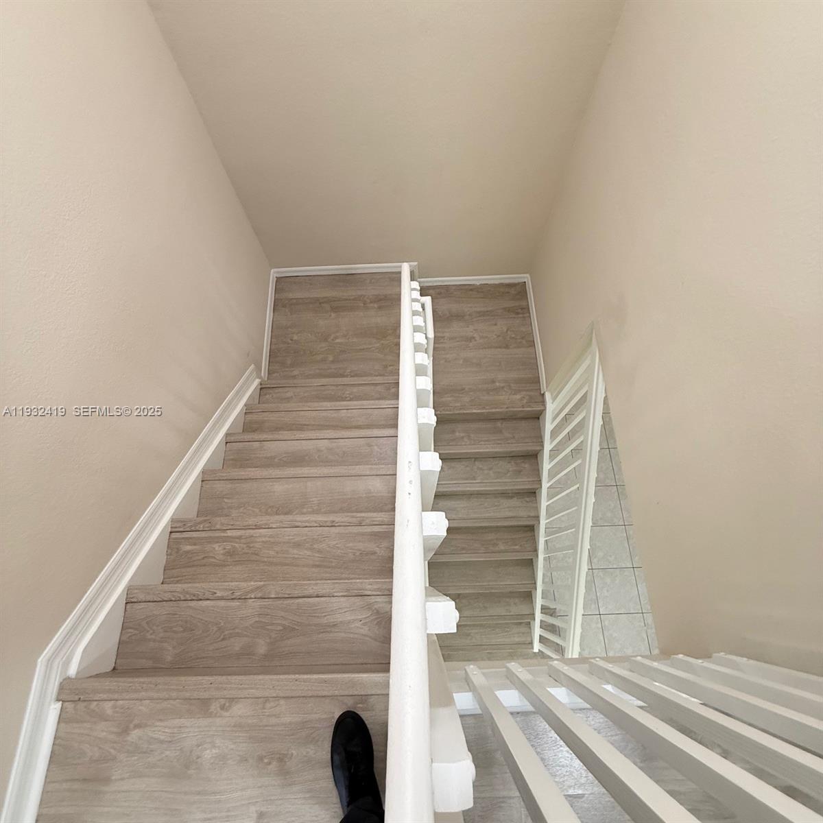 16660 SW 83rd Ln #16660 Miami, FL 33193