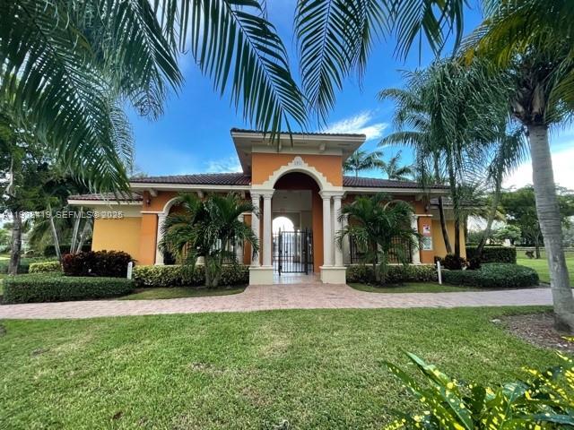 16660 SW 83rd Ln #16660 Miami, FL 33193