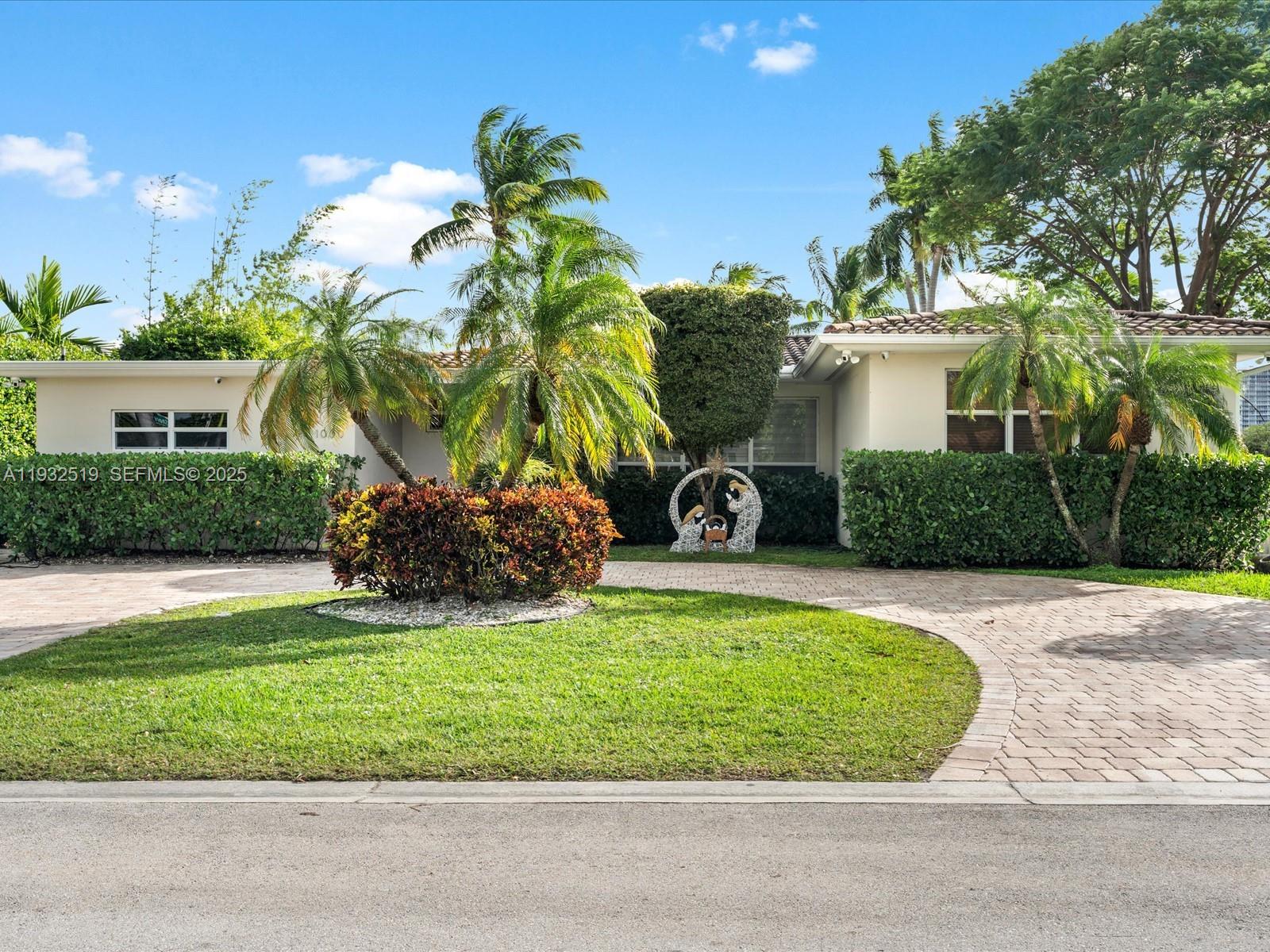 1000 S Shore Dr Miami Beach, FL 33141