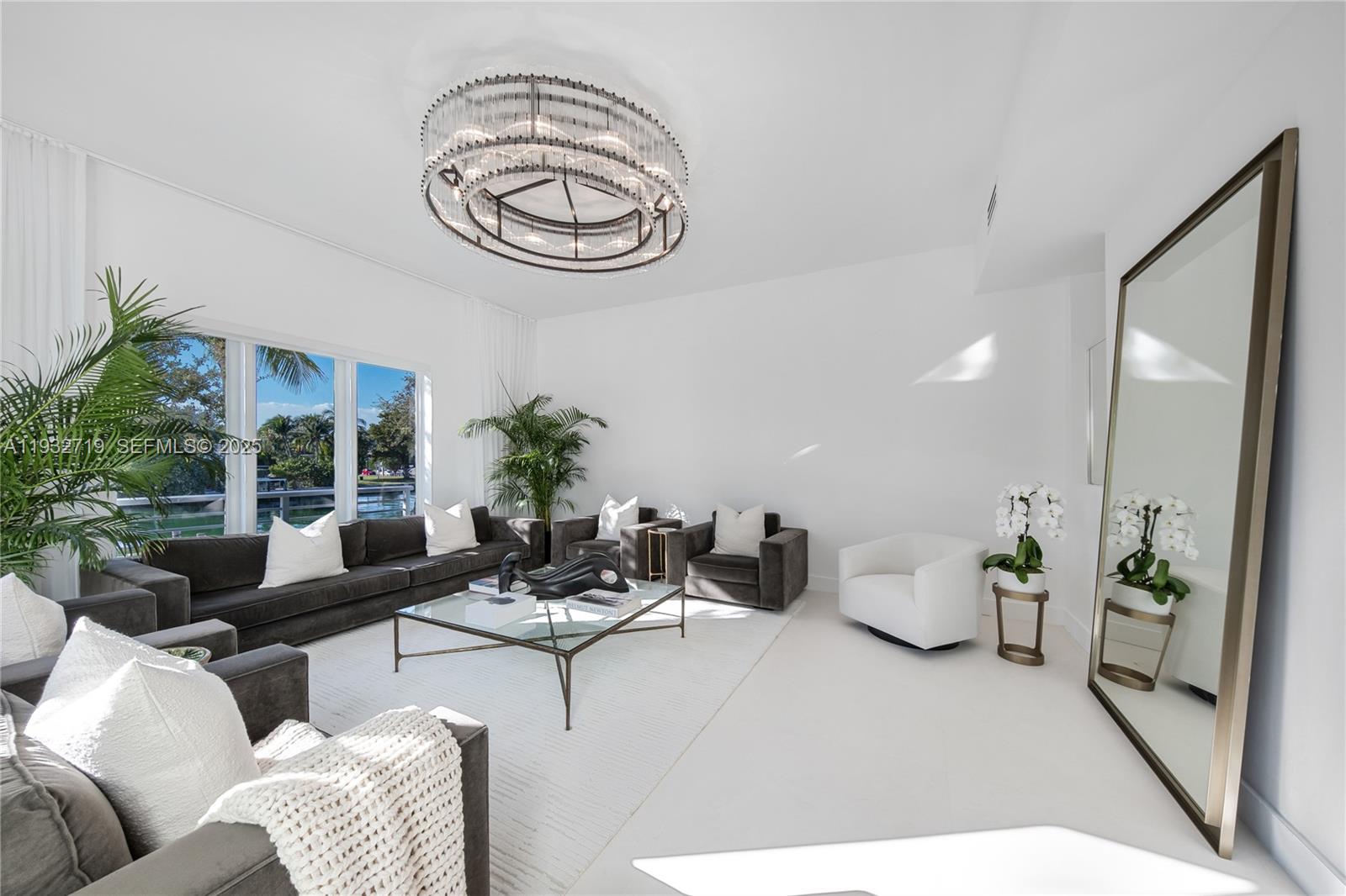 6109 W Laguna Dr W #6109 Miami Beach, FL 33141