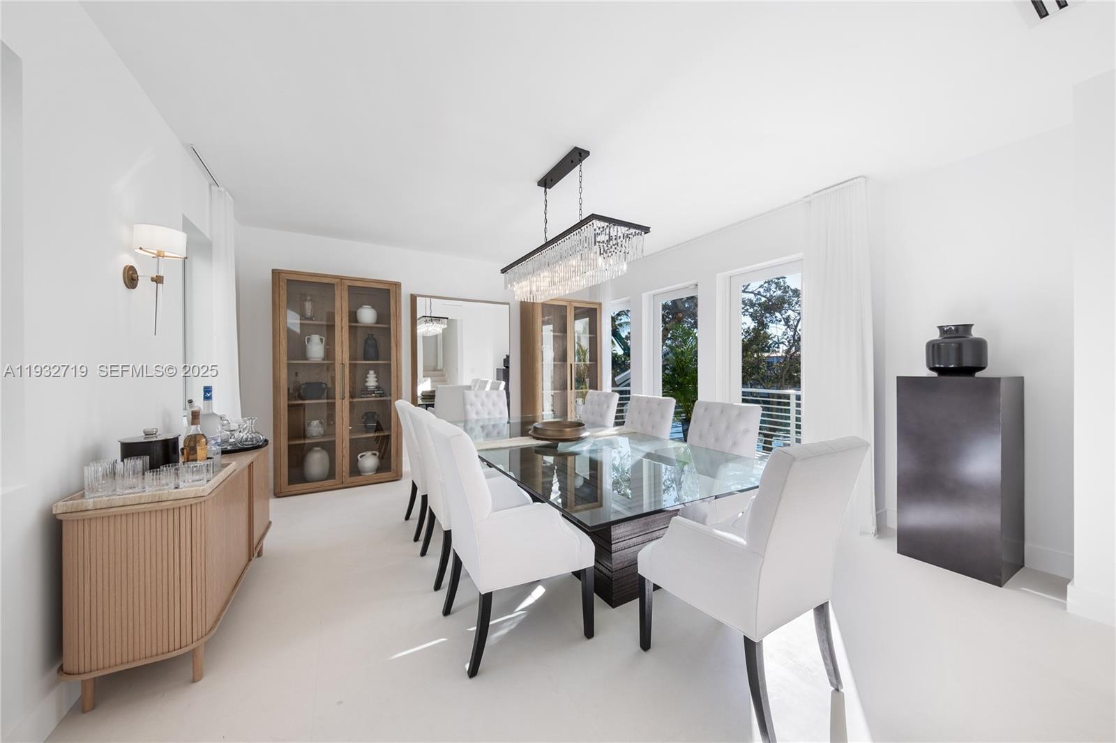 6109 W Laguna Dr W #6109 Miami Beach, FL 33141